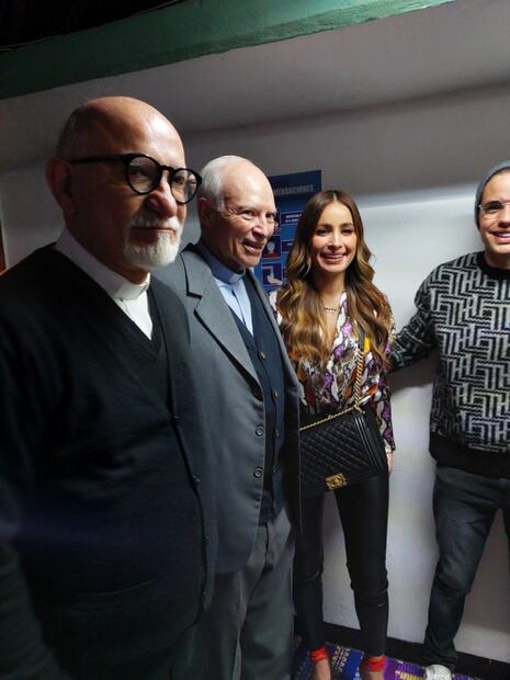 Carlos Rivera se lleva los aplausos del Arzobispo Primado de México