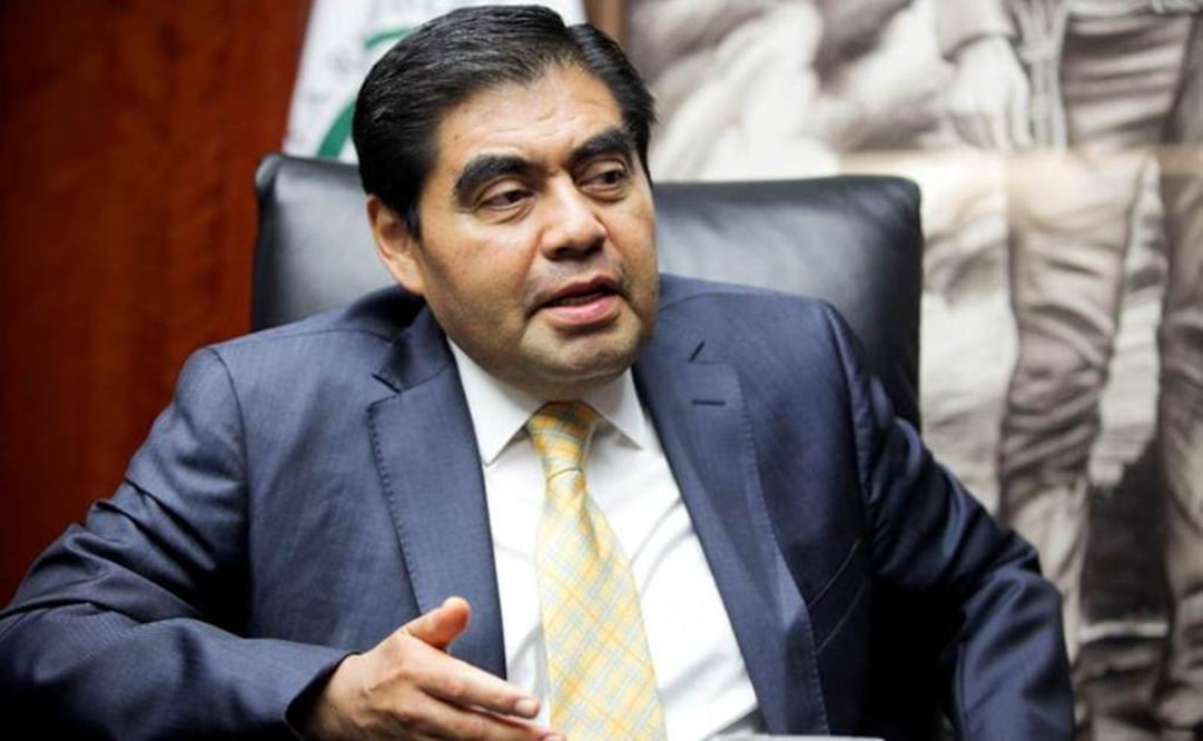 "Hay que tener en cuenta que la filtración se hizo con el propósito de debilitar a la institución y al presidente del INE" Miguel Barbosa Huerta, Presidente del Senado