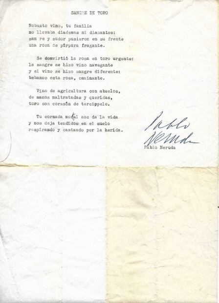 Encuentran versión preliminar del soneto "Sangre de Toro", de Pablo Neruda