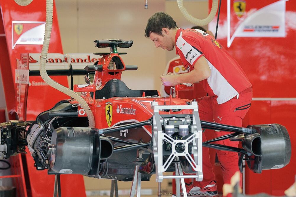 Los monoplazas de Ferrari correrán con el quinto motor de la temporada (ERIC GAY. AP)