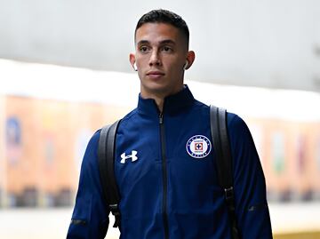 Iván Marcone viajó a Buenos Aires para firmar con Boca Juniors