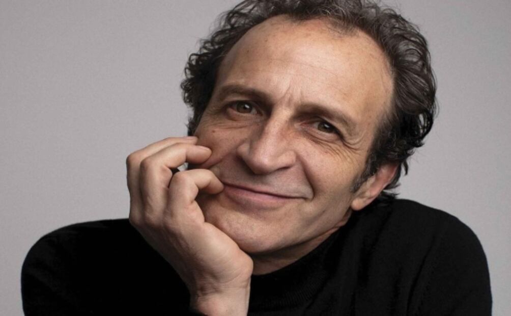 Calibre 50 estrena galanes