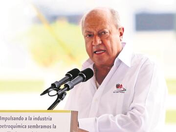 Romero Deschamps recibe jubilación de poco más de 10 mil pesos catorcenales "por vejez": AMLO