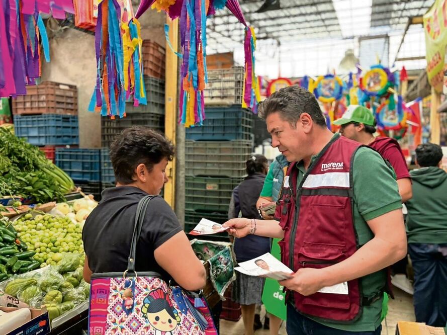De acuerdo con los Pre-criterios Generales de Política Económica que envió al Congreso de la Unión para 2025, el presidente considera a 44 programas que considera prioritarios para que sigan operando. Foto: Especial