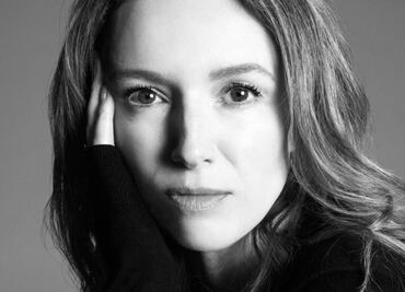 Clare Waight Keller es la nueva directora creativa de Givenchy