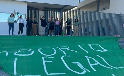 Diputados de Yucatán despenalizan parcialmente el aborto; mujeres podrán interrumpir su embarazo hasta las 12 semanas