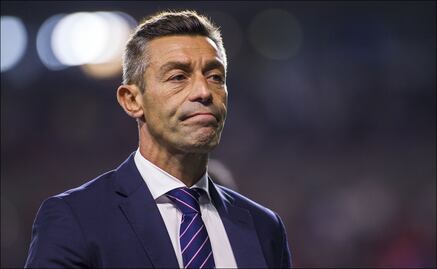 Pedro Caixinha, despedido y multado en México