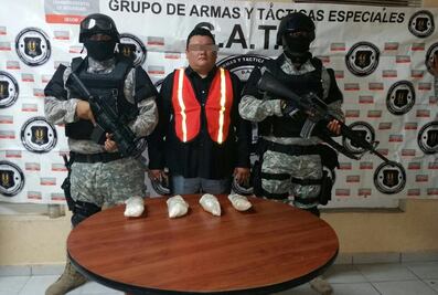 Detienen a hombre con 2 kilos de cristal en Coahuila