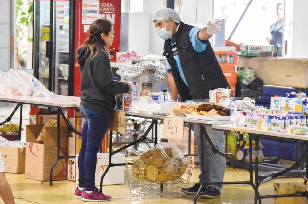 El gimnasio tiene capacidad para 800 personas y desde el 19 de septiembre la cifra ha disminuido y se ha mantenido cercana a las 200. (ÍÑIGO ARREDONDO. EL UNIVERSAL)