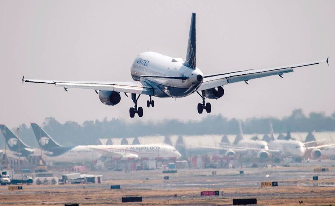 Entre enero y noviembre de 2022, en América Latina y el Caribe se transportaron vía aérea 298 millones de pasajeros, 10% menos que en el mismo mes de 2019. Foto: Archivo/ El Universal