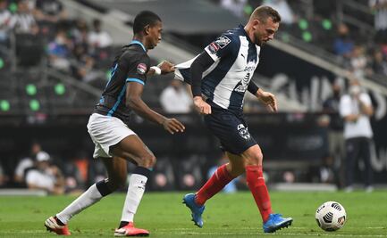 A pesar de error garrafal de Janssen, Rayados avanza en la Concachampions