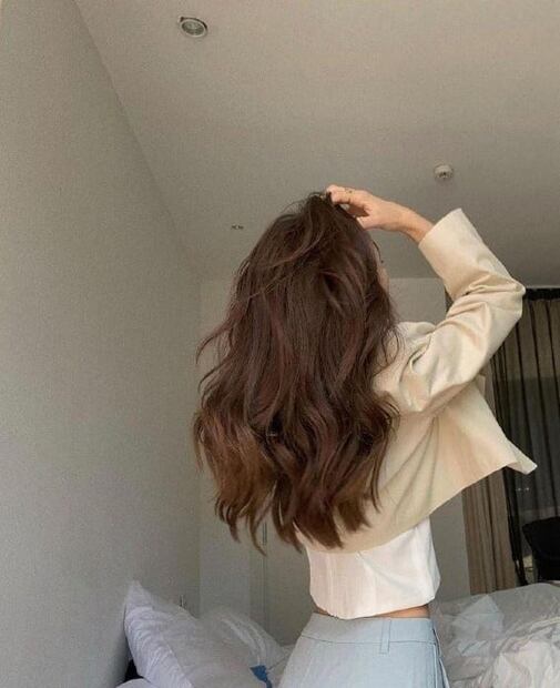 5 colores de pelo que te harán lucir más joven y están de moda