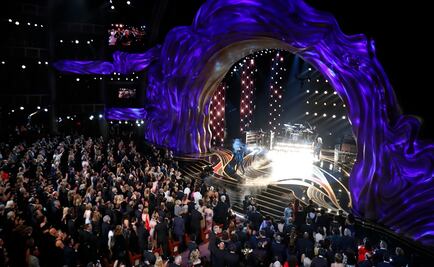 Inician los Oscar 2019 con presentación de Queen