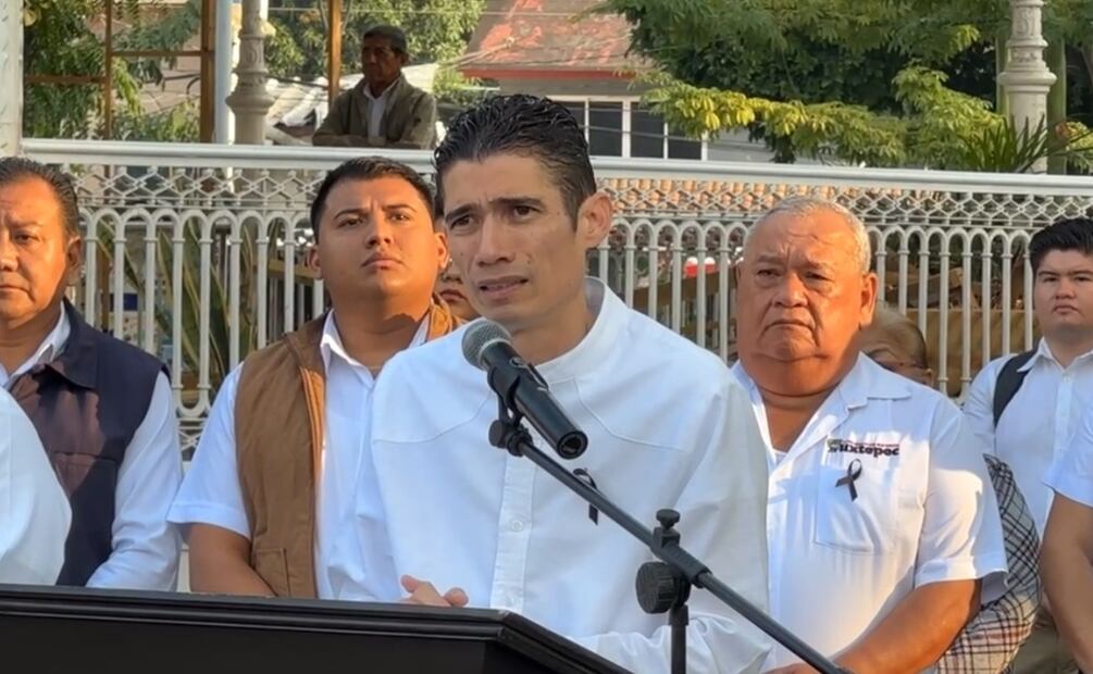 Con homenaje, despiden a 4 policías asesinados en Oaxaca; autoridades prometen justicia y refuerzan la seguridad. Foto: Antonio Mundaca