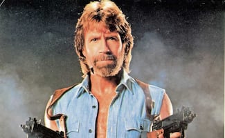Chuck Norris pone a la muerte en su lugar
