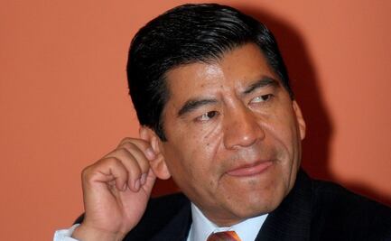 El Gober Precioso disfruta unas botellas en prisión