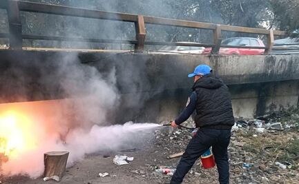 Se registra incendio en bajopuente de Río Churubusco, en alcaldía Iztacalco; no hay lesionados 