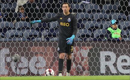 Marchesín, otra vez nombrado el portero del mes en Portugal