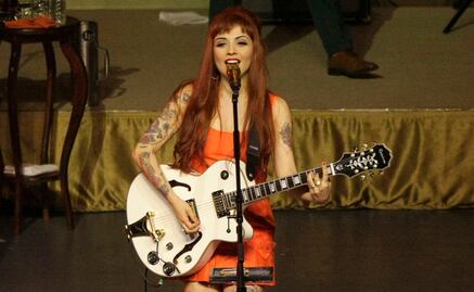 Mon Laferte desata risas y llanto en el Auditorio Nacional