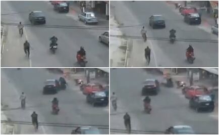 Captan en video choque entre motocicleta y un auto en Edomex