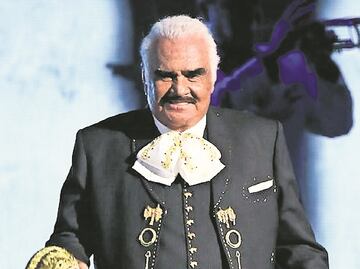 Vicente Fernández se encuentra sin sedación, despierto e interactuando con su familia