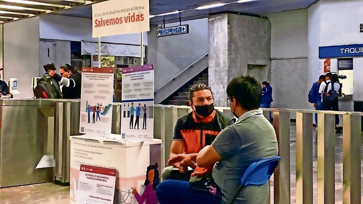 A pesar de los últimos suicidios que se han viralizado en el Metro, las cifras han disminuido, afirmó Salvador Guerrero, del Consejo Ciudadano. Foto: Especial