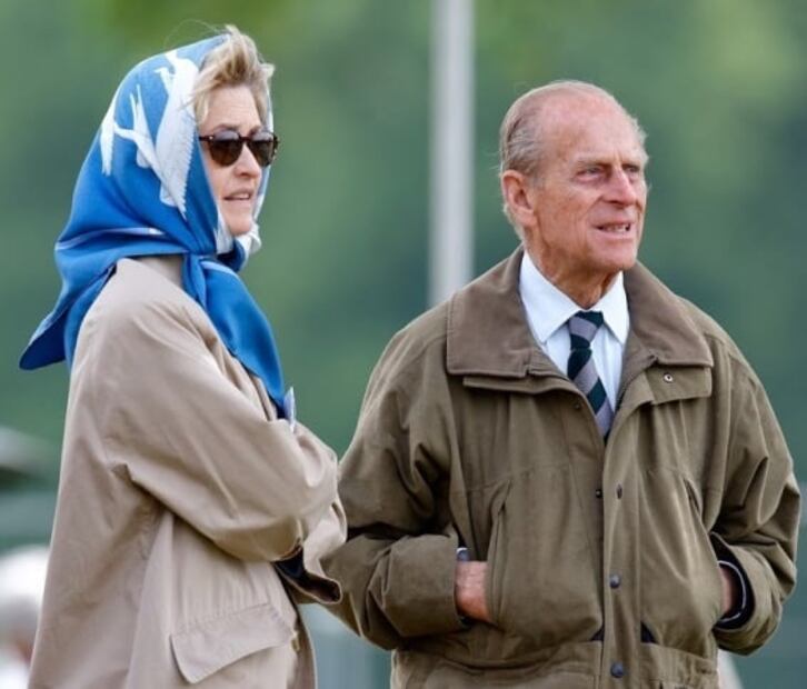 ¿Qué rol jugó Penny, la íntima amiga del Duque de Edimburgo, en su relación con Isabel II?