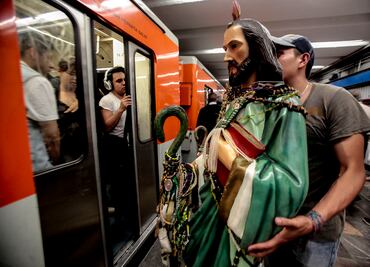 Alertan por arribo de feligreses a iglesia de San Hipólito