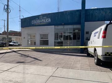 Tras ataques a casetas, cesan a policías en León, Guanajuato