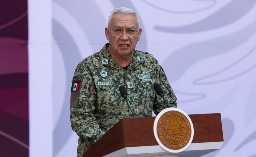 El secretario de la Defensa Nacional, Ricardo Trevilla Trejo, durante la presentación del Plan Michoacán este domingo 9 de noviembre de 2025. Foto: Hugo Salvador/ EL UNIVERSAL