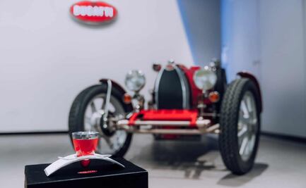 Cafetería Bugatti, admira un Chiron mientras te tomas un espresso