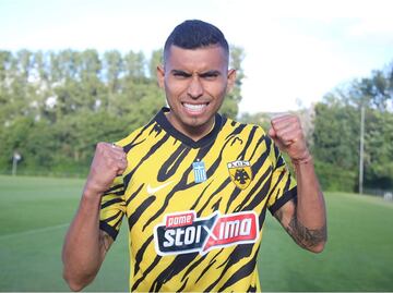 Orbelín Pineda es oficialmente nuevo jugador del AEK de Atenas