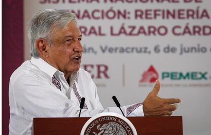 Se está por la transformación del país o se está en contra, advierte AMLO
