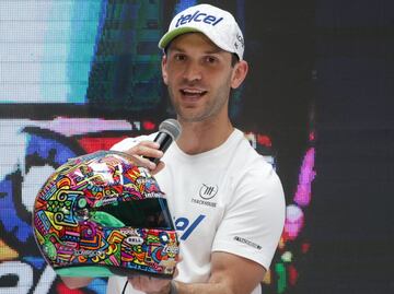 Daniel Suárez presenta su casco para la Nascar Cup México; te contamos su significado
