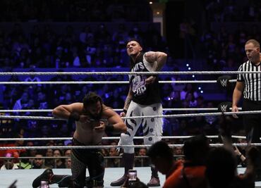 VIDEO: El hostil recibimiento de la afición mexicana a Dominik Mysterio