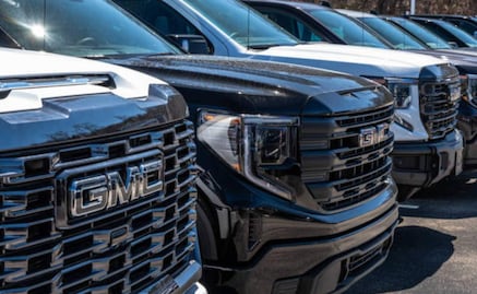 General Motors gana 20% menos hasta junio; por política arancelaria de Trump sufre recorte mil 100 millones de dólares