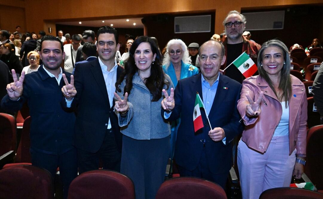 Felipe Calderón en la presentación del informe de actividades legislativas de Margarita Zavala. Foto: @PaulinaRubioFdz