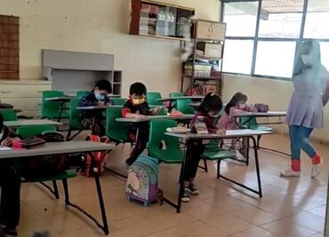 En escuela de Neza implementan tres horarios de clases para evitar aglomeraciones
