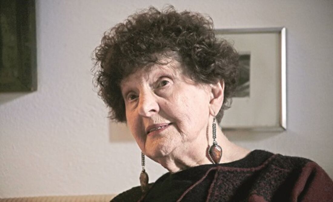 José Martí y Margo Glantz, en un día como hoy