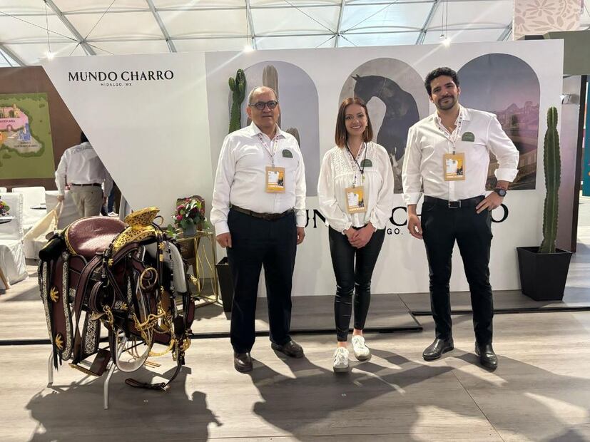 De izquierda a derecha: Felipe Ríos, director general de Mundo Charro; Regina Osuna, directora de marketing de Mundo Charro y Arturo Jacques, director administrativo de Mundo Charro. Foto: Mundo Charro