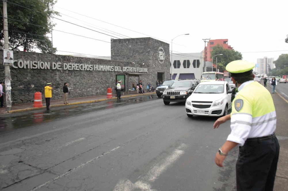 Los inconformes detallan que Ignacio Pinacho Ramírez, secretario Técnico del presidente de la CDH, añadió fuera de tiempo a Ricardo Hernández Forcada. (ARCHIVO EL UNIVERSAL)