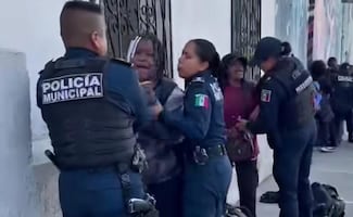 Detienen a familia originaria de Honduras por agredir a policías en Pachuca; entre ellos, hay 3 menores