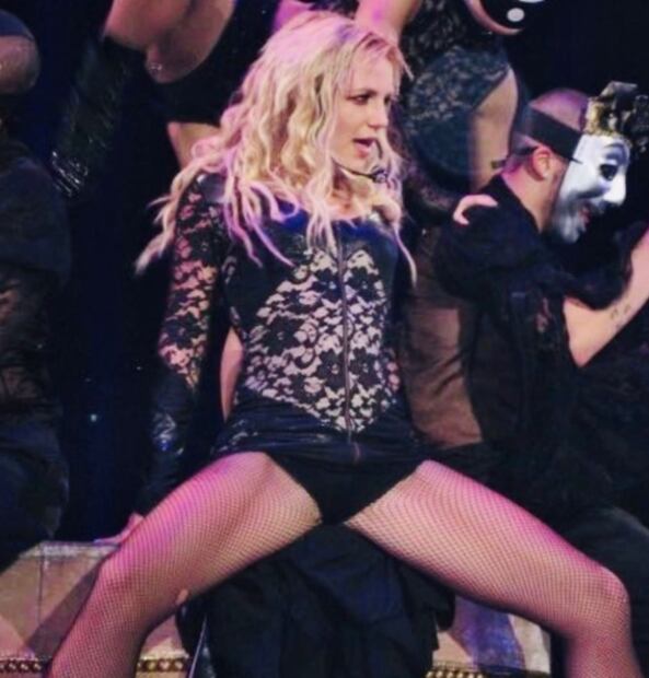 Christina Aguilera dejaría de seguir a Britney Spears en redes, ¿qué incomodó a la cantante? 