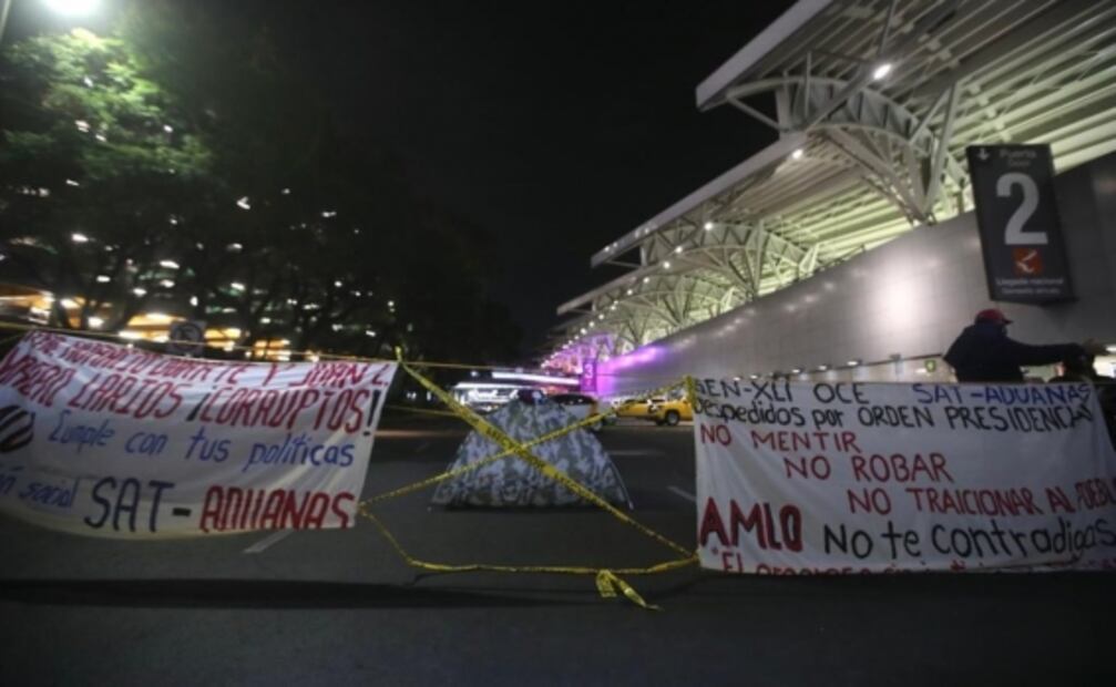 Supera las 12 horas el bloqueo en accesos de la Terminal 1 del AICM 