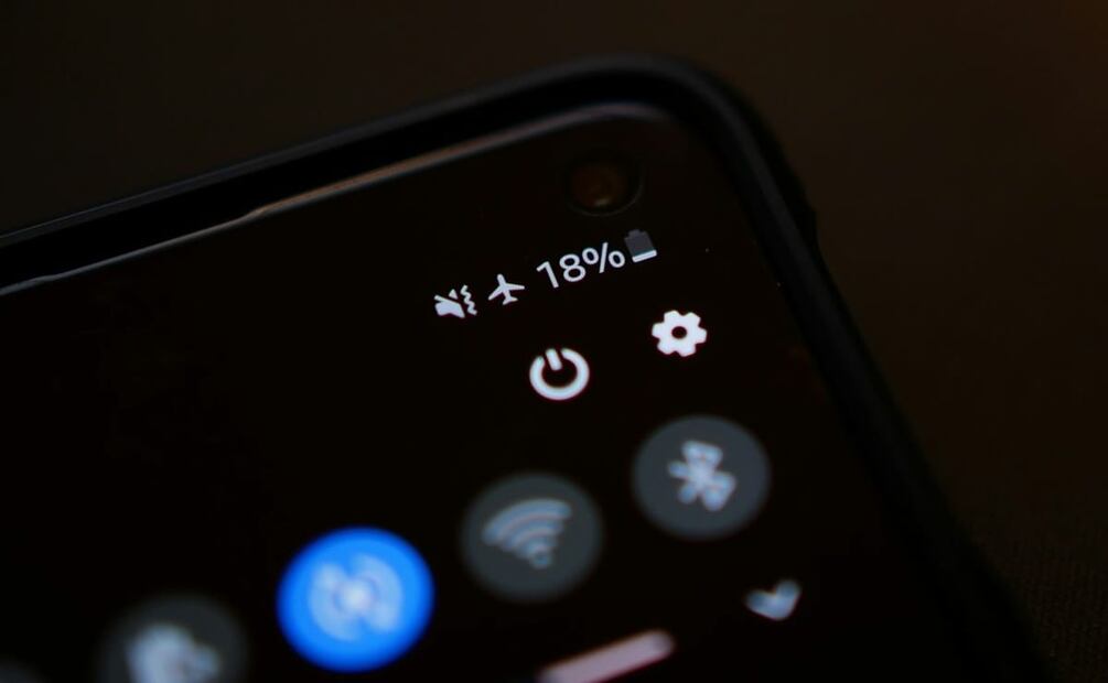 Las flechas del WiFi no aparecen por mera casualidad, te revelan información importante. Foto: Unsplash