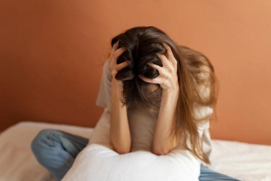 Vivir con un trastorno de ansiedad puede ser debilitante por lo que es fundamental buscar ayuda profesional si se experimentan síntomas que interfieren con el bienestar o las actividades cotidianas.   |   Fuente: Freepik.