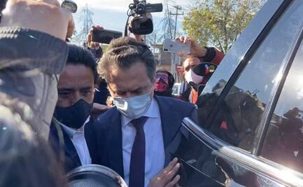 Con "tropiezos", así fue la llegada de Emilio Lozoya a su primer audiencia presencial