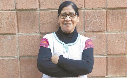 “Trabaja para preservar el tzotzil y el telar de cintura”