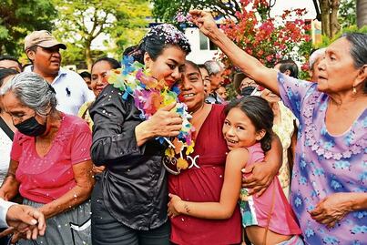 Tras fotos con “Los Ardillos”, nadie habla de la alcaldesa de Chilpancingo, conocida por sus fiestas