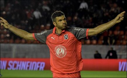 Emmanuel Gigliotti a nada de firmar con Toluca